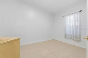 10455 Ashley Oaks Dr, Riverview, FL 33578 - Photo 14