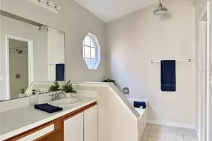 10233 Allenwood Dr, Riverview, FL 33569 - Photo 18