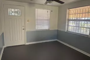 2004 E Genesee St, Tampa, FL 33610 - Photo 4