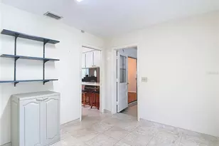 11328 N Oakleaf Ave, Tampa, FL 33612 - Photo 28