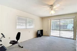 11328 N Oakleaf Ave, Tampa, FL 33612 - Photo 24