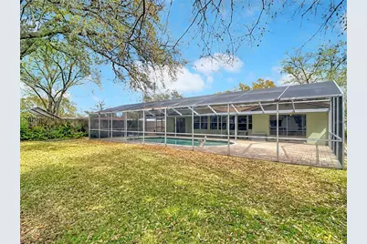 11328 N Oakleaf Avenue, Tampa, FL 33612 - Photo 6