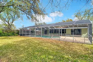 11328 N Oakleaf Ave, Tampa, FL 33612 - Photo 6