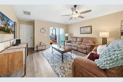 12513 Triple Creek Boulevard, Riverview, FL 33579 - Photo 8