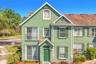 9068 Lake Chase Island Way, Tampa, FL 33626 - Photo 2