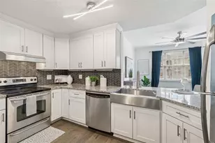 501 Knights Run Ave, Tampa, FL 33602 - Photo 16