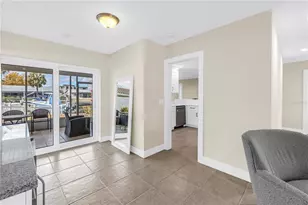 4000 14th St NE, Saint Petersburg, FL 33703 - Photo 10