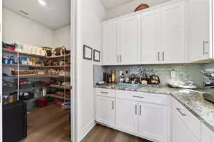 8903 Drummer Plank Dr, Wesley Chapel, FL 33545 - Photo 22