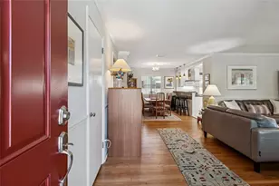 1529 12th St N, Saint Petersburg, FL 33704 - Photo 10