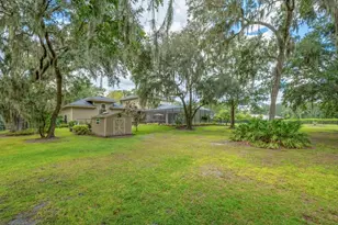 11832 Neal Rd, Lithia, FL 33547 - Photo 58