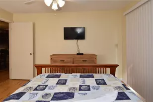 10263 Gandy Blvd N, Saint Petersburg, FL 33702 - Photo 38