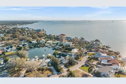 116 Carlyle Circle, Palm Harbor, FL 34683 - Photo 8