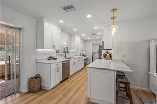 1425 Embassy Dr, Clearwater, FL 33764 - Photo 14