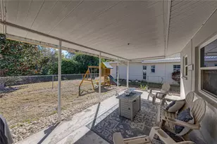 1425 Embassy Dr, Clearwater, FL 33764 - Photo 32