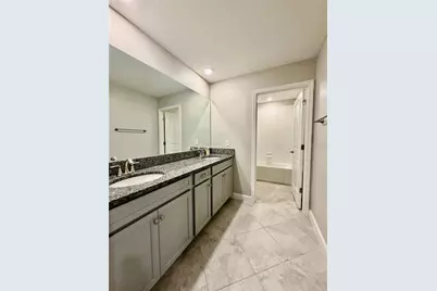 25118 Lambrusco Loop, Lutz, FL 33559 - Photo 10