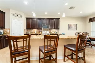 11218 Coventry Grove Cir, Lithia, FL 33547 - Photo 12