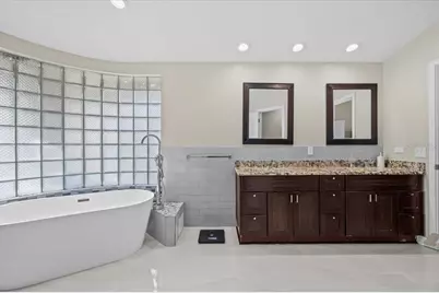 16506 Longleat Drive, Lutz, FL 33549 - Photo 34