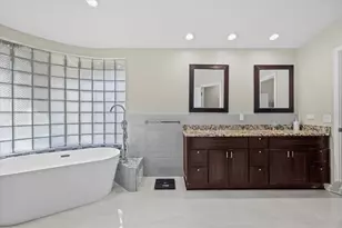 16506 Longleat Dr, Lutz, FL 33549 - Photo 34