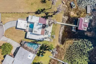 18200 Cypress Cove Ln, Lutz, FL 33549 - Photo 4