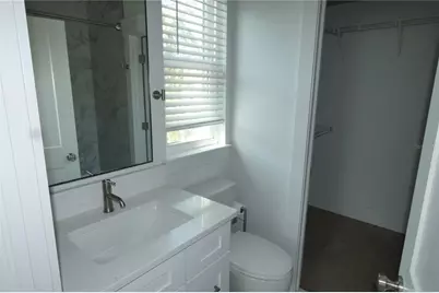 2717 14th Street N #1/2, Saint Petersburg, FL 33704 - Photo 8