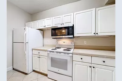 5560 Metrowest Boulevard #3-206, Orlando, FL 32811 - Photo 18