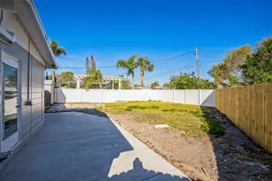 101 Sunlit Cove Dr NE, Saint Petersburg, FL 33702 - Photo 26