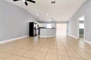 777-779 Bedford Dr, Lehigh Acres, FL 33974 - Photo 10