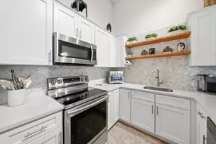 3301 Crystal Ct E, Palm Harbor, FL 34685 - Photo 18