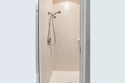 5264 61st Avenue S, Saint Petersburg, FL 33715 - Photo 68