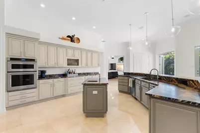 5264 61st Avenue S, Saint Petersburg, FL 33715 - Photo 20