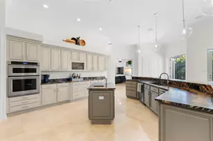 5264 61st Ave S, Saint Petersburg, FL 33715 - Photo 20