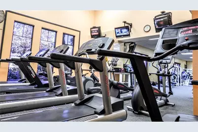 2052 Inverness Greens Drive, Sun City Center, FL 33573 - Photo 46