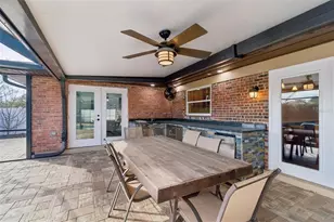 3106 Lake Ellen Dr, Tampa, FL 33618 - Photo 32