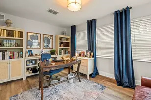 4710 W Tambay Ave, Tampa, FL 33611 - Photo 4