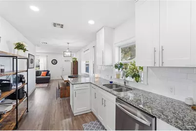 4339 58th Avenue N, Saint Petersburg, FL 33714 - Photo 8