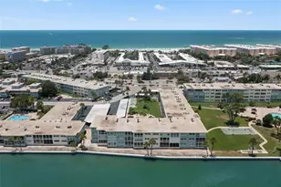 6201 2nd St E, Saint Pete Beach, FL 33706 - Photo 10