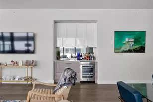 301 1st St S, Saint Petersburg, FL 33701 - Photo 14