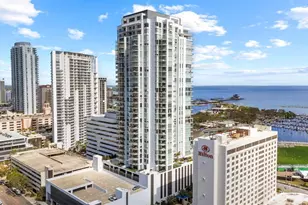 301 1st St S, Saint Petersburg, FL 33701 - Photo 1