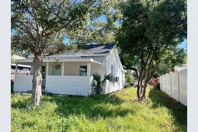 368 6th Street NW, Largo, FL 33770 - Photo 6