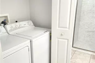 4309 Bayside Village Dr, Tampa, FL 33615 - Photo 22