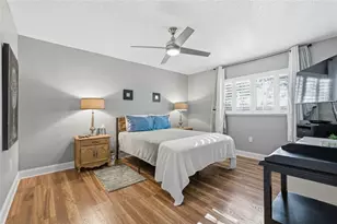 2935 Feather Dr, Clearwater, FL 33759 - Photo 16