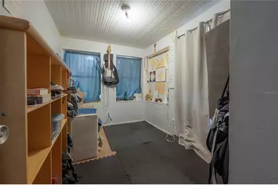 655 Paris Avenue S, Saint Petersburg, FL 33701 - Photo 10