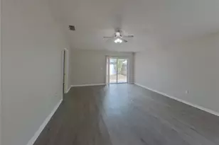 [Address not provided], Plant City, FL 33563 - Photo 2