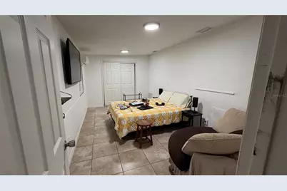 6014 Santa Monica Drive, Tampa, FL 33615 - Photo 10