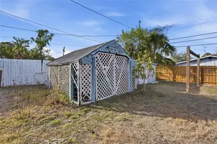 8061 49th Ave N, Saint Petersburg, FL 33709 - Photo 32