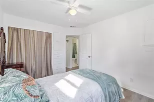 8061 49th Ave N, Saint Petersburg, FL 33709 - Photo 10