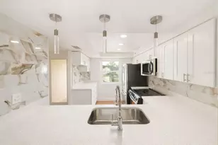 4308 Summersun Dr, New Port Richey, FL 34652 - Photo 8