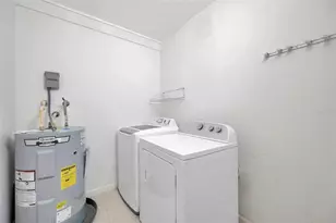 3230 51st St N, Saint Petersburg, FL 33710 - Photo 36