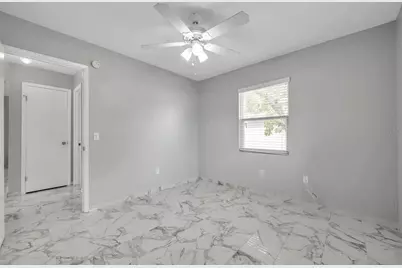 3230 51st Street N, Saint Petersburg, FL 33710 - Photo 26