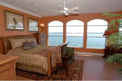 202 Sand Key Estates Drive, Clearwater Beach, FL 33767 - Photo 12